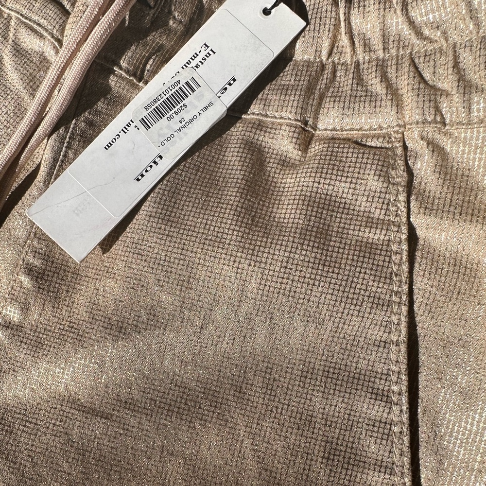 Bevy Flog Shelby Original Gold size 24. NWT